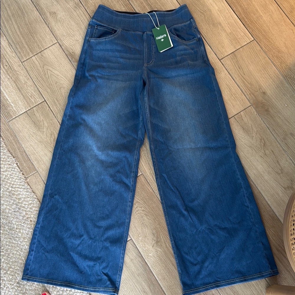 NEW Halara Blue Flare Wide-Leg Jeans - M